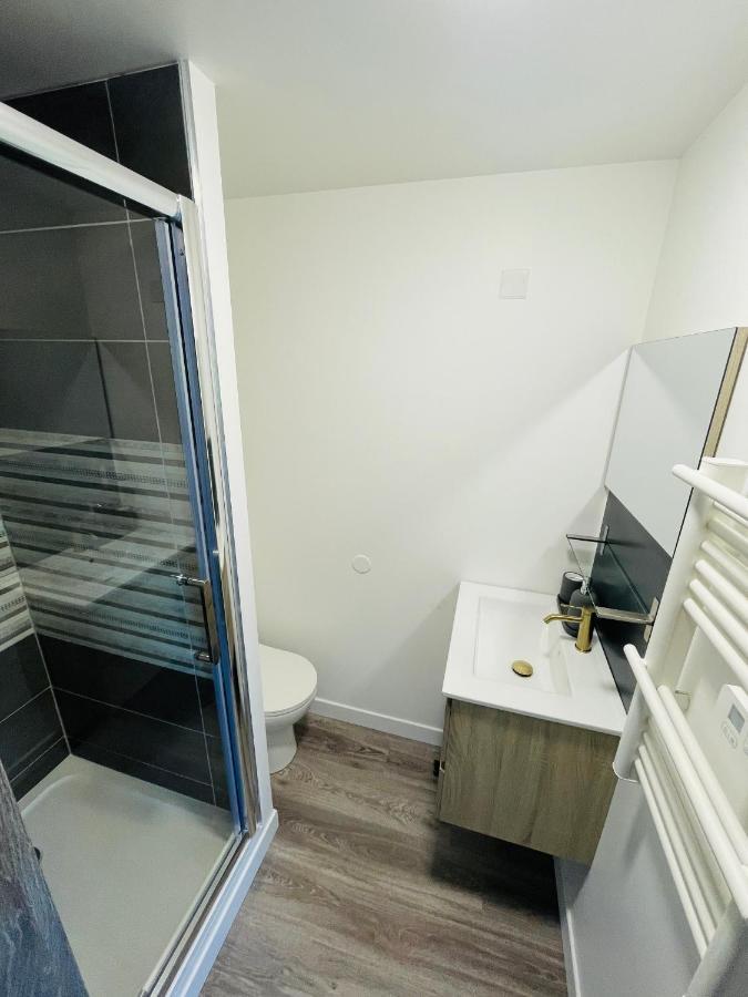 Studio 2 Spacieux Et Lumineux A La Gare De Лорьян Экстерьер фото